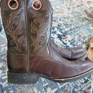 Ariat Dark Brown Leather Cowboy Boots